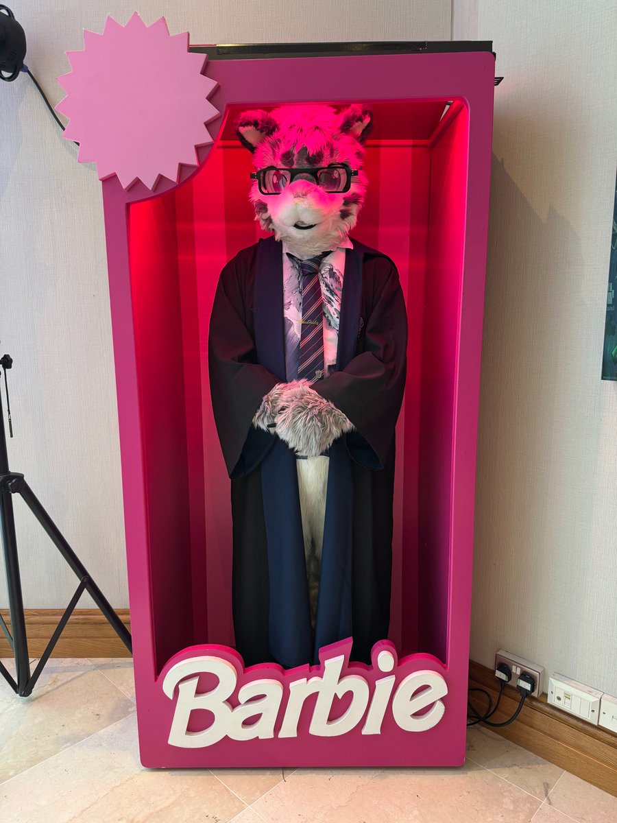 On sale
📸 by <a href="/Sion1Len/">Sion.Len</a> 
#FursuitFriday