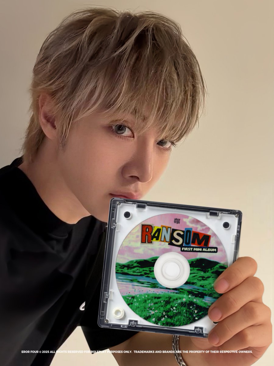 ㅤ
ㅤㅤ💙【 #WE4EVER 】

𝅘𝅥𝅯 It’s ur boy EZY here!! First of all… I’m still tryna process that I’m actually a part of EROR FOUR now.

I know joining after Edgar hyung left is not easy. I respect him so much, this album "RANSOM" is LEGEND. Let’s make new memories together!
ㅤ