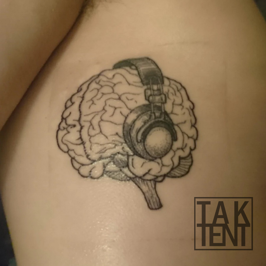 TakTentRadio's tweet image. Skylarking from @HeadGardener is back with 'Cognitive Function', a fresh hour long selection of tunes that will not do your brain in, but is more than likely put you in a chilled state of mind. We hope you dig this fresh Skylarking groove.
Tune in 👉 taktentradio.com/?p=4590