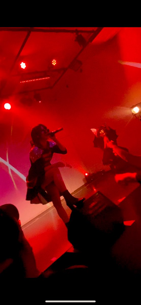 衣装の布買うためにららぽーと行ったけど、100回は行ってるのに迷子になって2時間も出口探して歩いた。しかも布買うの忘れた。