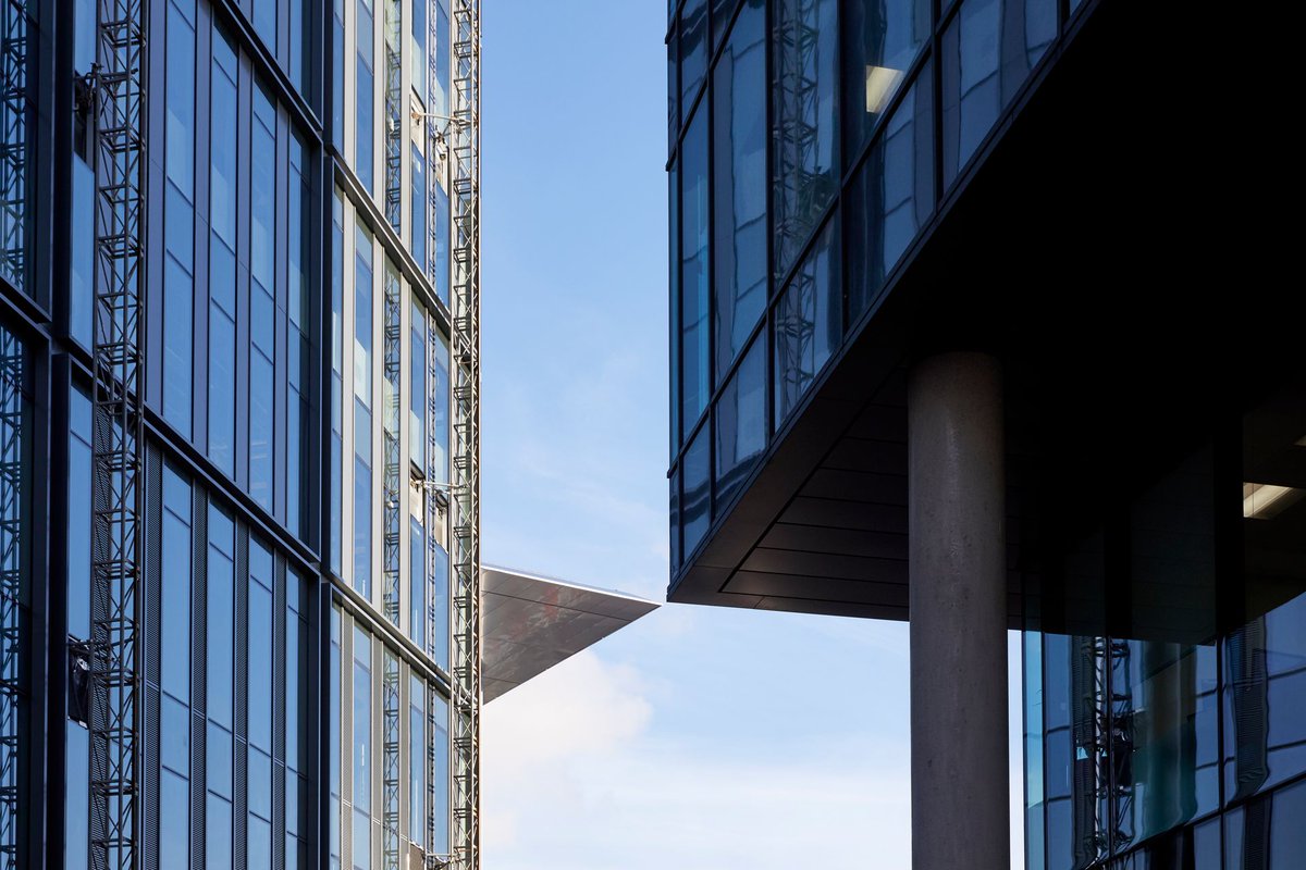 🏢 Shape, size, flexibility, connectivity… commercial property needs can be complex.

That’s why our priority is understanding your unique requirements — and working alongside you to find the right property solution in Wales!

🔗tradeandinvest.wales/doing-business…

#WalesInvested