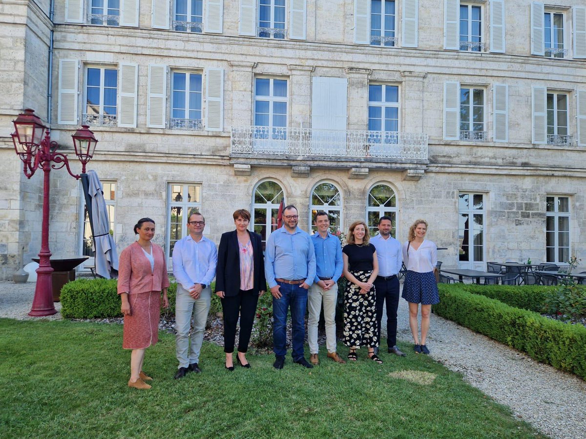 France Gaz Liquides était à Angoulême pour rencontrer les élus dans les territoires !
Nous sommes très heureux d’avoir pu échanger avec les acteurs de la transition énergétique de la région Nouvelle Aquitaine, et de mettre en avant les territoires ruraux 🏞️