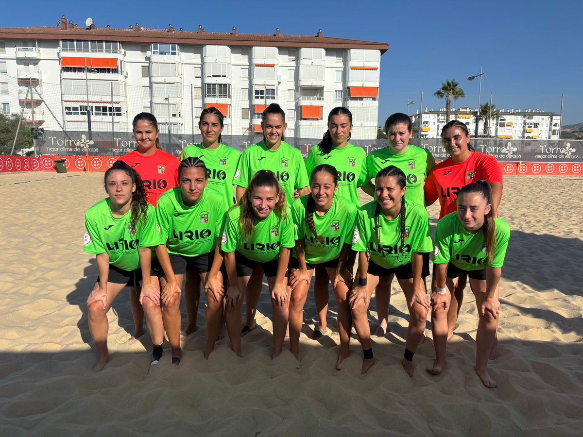 📌 SENIOR FEMENINO

⚽⛱️ FÚTBOL PLAYA

Las nuestras caen derrotas en el doble enfrentamiento contra el Black Wolf Academy en las semifinales del playoff de ascenso.

Pese al resultado, gran esfuerzo y trabajo de las nuestras.