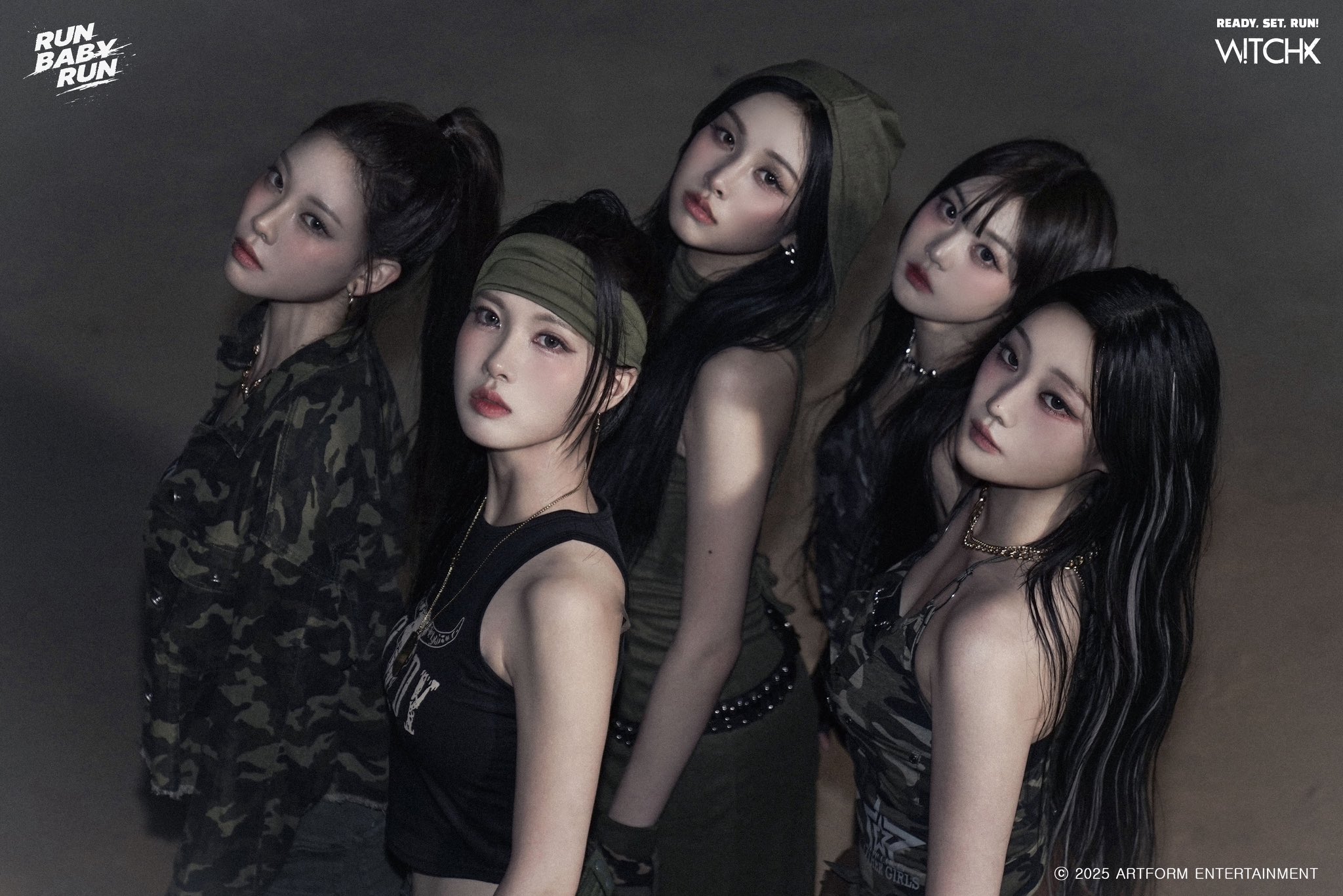 GvAHgkWWIAA3v8-?format=jpg&name=large