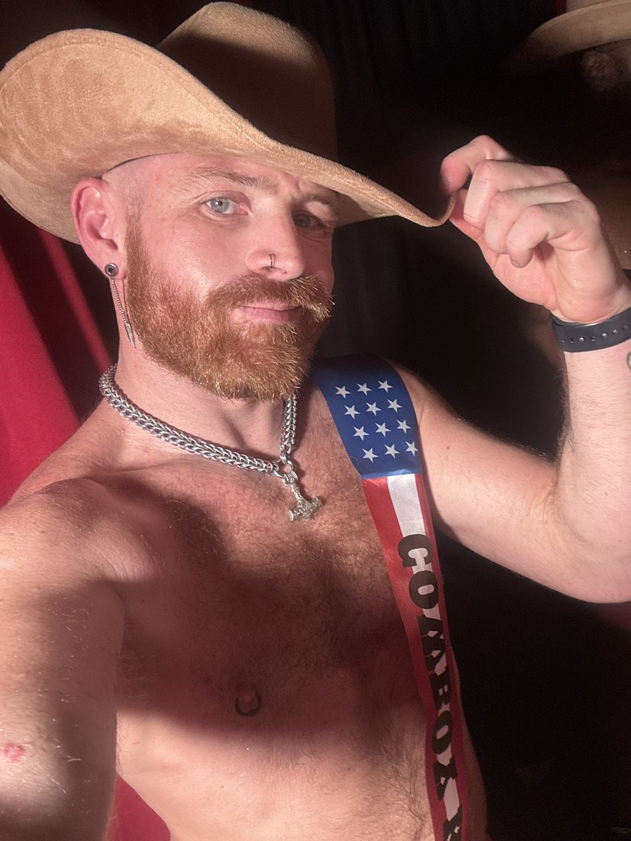 It’s my Birthday! Tips are always welcome! Show me some love! 

Venmo: @ottosamsonxxx