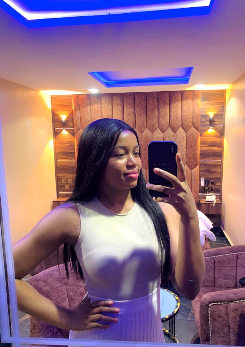 MimiTheDesigner's tweet image. Hi, I’m Miracle A Brand Identity Designer 🧑🎨
I help founders, CEOs, online startups, and brand owners build brand identities and visuals that command attention, stand out across every platform socials, websites, packaging, you name it and feel like them.
You don’t need a…