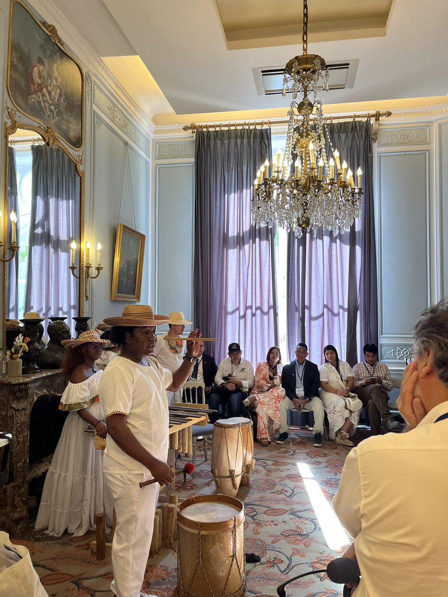 Cités Unies France (@citesuniesfr) on Twitter photo 🇨🇴 La République de Colombie est à l’honneur aux #RencontresAICT2025 de <a href="/CitesUniesFR/">Cités Unies France</a> avec un riche programme tout au long de la journée :
• Atelier musical 🥁
• « Café des Rencontres » à 14h sur le stand central
• Plénière de Mise à l’honneur à 16h30 dans l’amphithéâtre 🇨🇴 La République de Colombie est à l’honneur aux #RencontresAICT2025 de <a href="/CitesUniesFR/">Cités Unies France</a> avec un riche programme tout au long de la journée :
• Atelier musical 🥁
• « Café des Rencontres » à 14h sur le stand central
• Plénière de Mise à l’honneur à 16h30 dans l’amphithéâtre