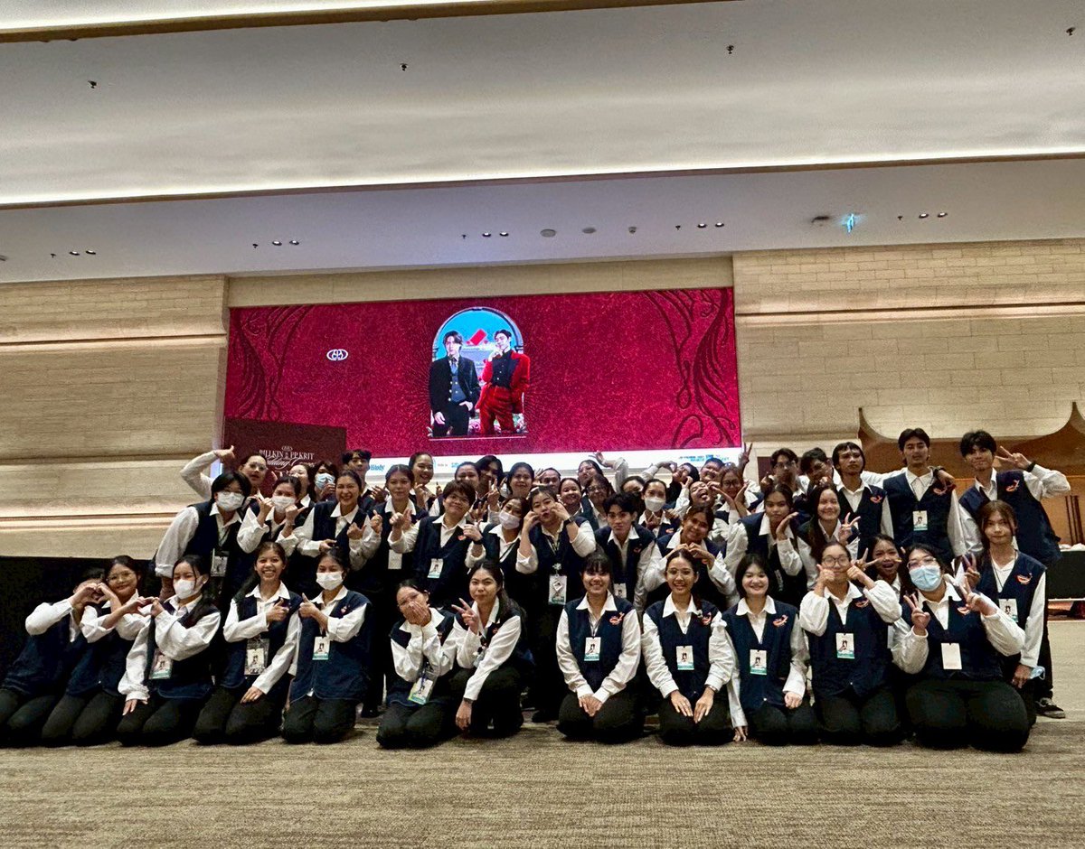 JCrewStaffUsher's tweet photo. Job : Billkin & PP Krit Wedding Concert
Venue : QSNCC
Date : 13-15.06.2025
Client🙏🏻 กิจการร่วมค้า เดอะ เรด เอ็นเวลอป
Special Thanks🤍 The Security Af Team
Thanks Team🧡 Staff / Usher
#BKPPWeddingConcert
#Jcrewteam
#Jcrewfamily https://t.co/rq4vD1cu4z