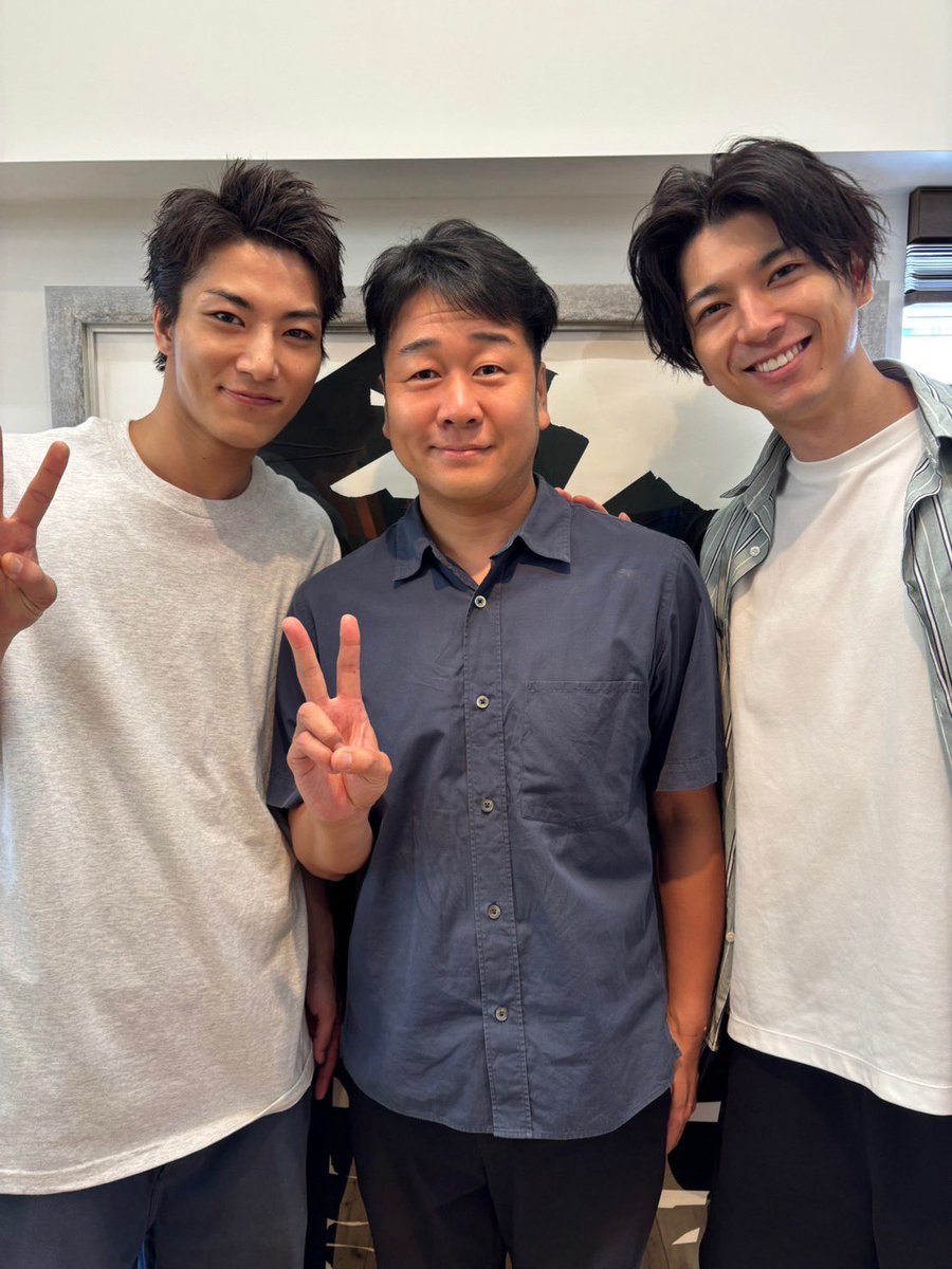s_msmc0414's tweet image. ホチキス最新作「ワンマイク」
ビジュアル撮影でした!
やばいぞこれは。お楽しみに!❤️🔥