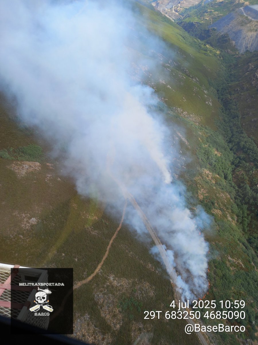 <a href="/BaseBarco/">Base Barco</a> en incendio Casallo, á nosa cegada <a href="/incendios085/">incendios 085</a> <a href="/Incendiosgalic1/">Incendios galicia</a>