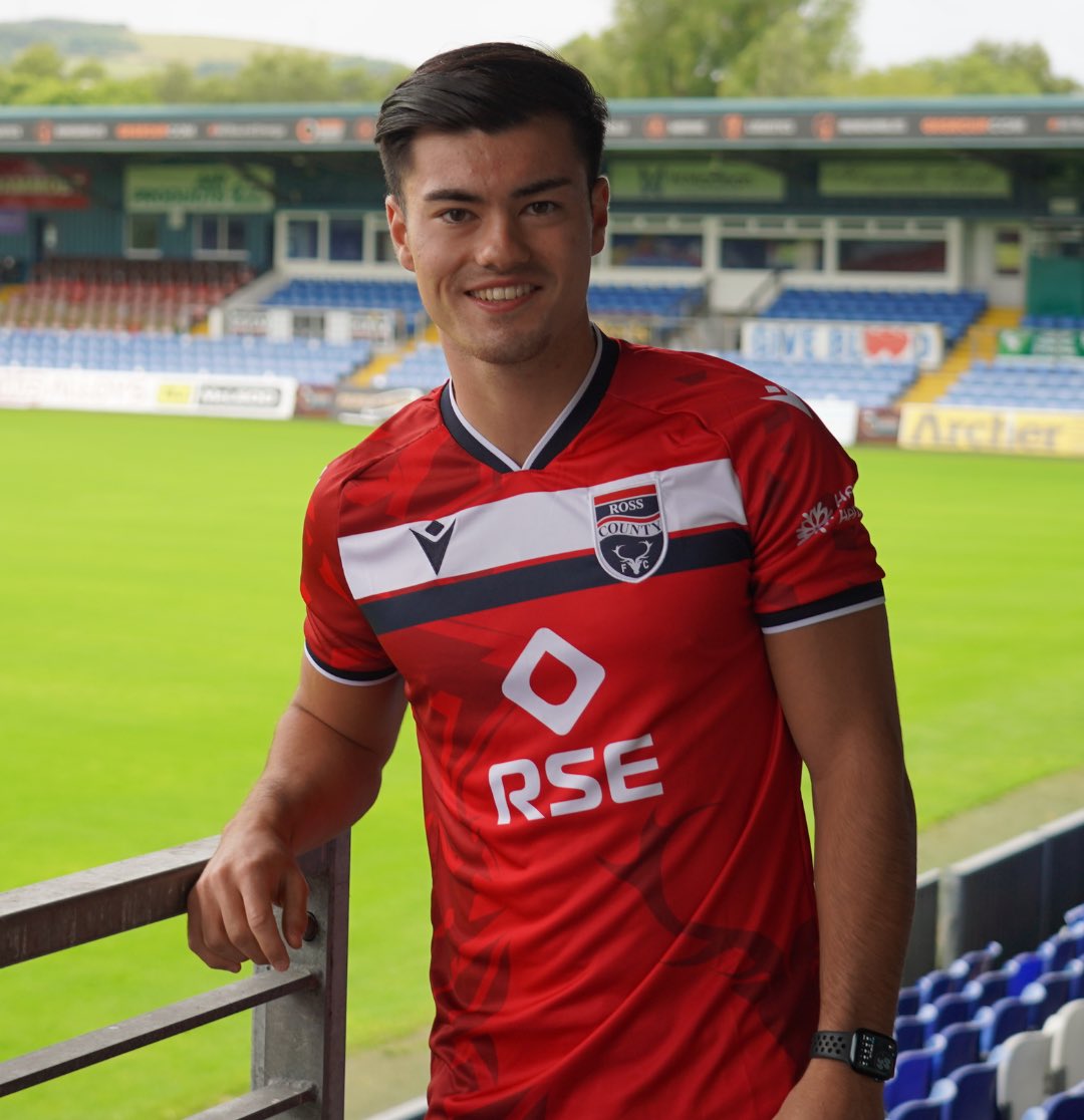 📸 Len O'Sullivan has joined Ross County from Glenavon.

#Glenavon • #IrishLeague
