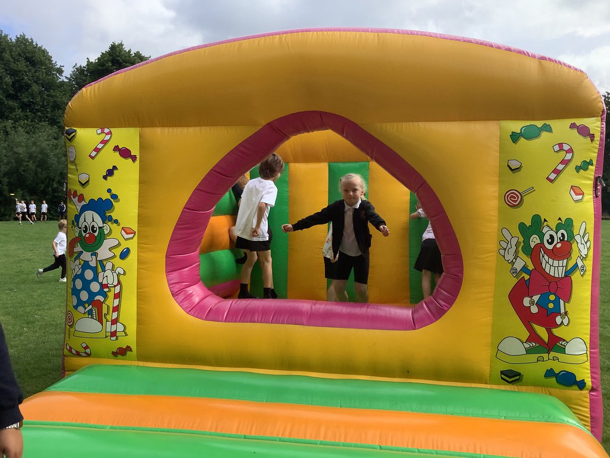 Year 1 St John’s tweet media