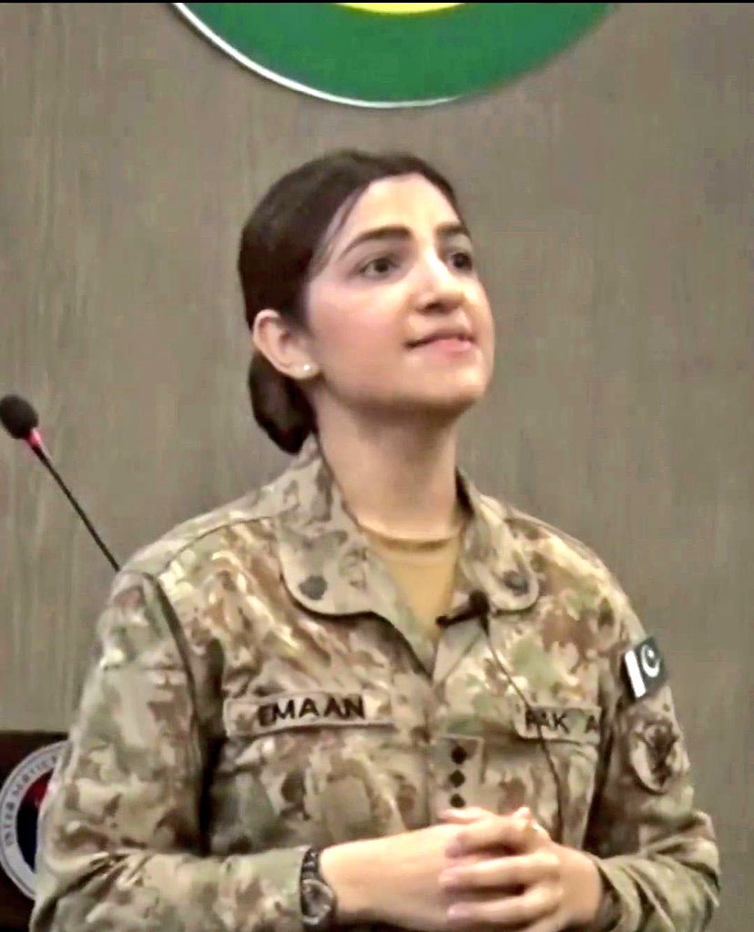 🚨 صنفِ آہن 🚨۔۔
کیپٹن ایمان درانی سے یوتھیوں کو اتنی تکلیف کیوں ہو رھی ھے؟؟
ریٹیوٹ کرتے جائیں آگ خود بخود بڑھکتی جائے گی ۔۔۔