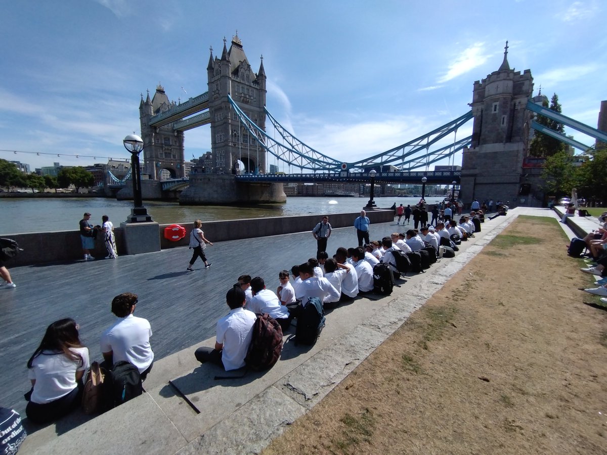 QMGS Year 7 tweet media