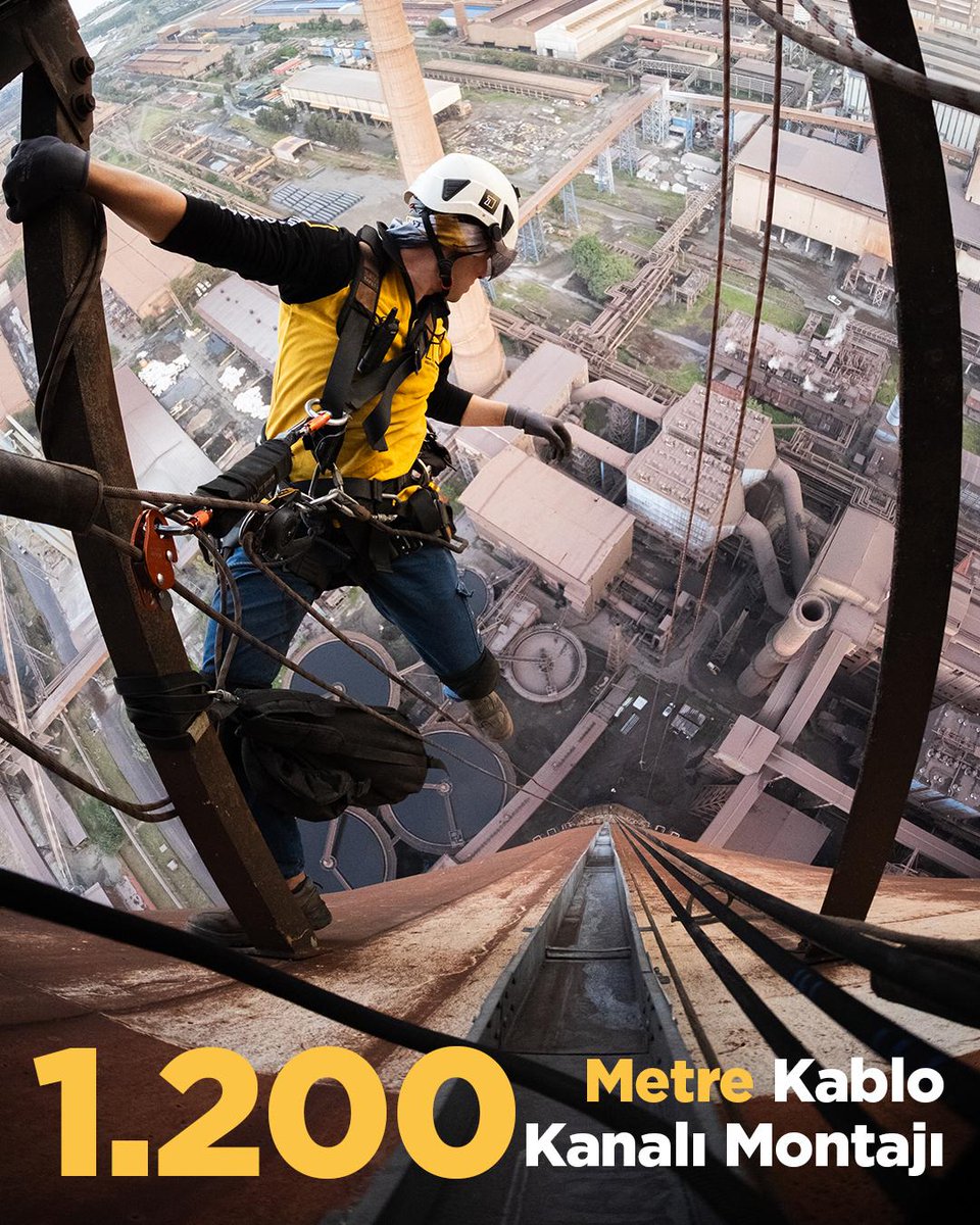 Proje Günlükleri | İsdemir
185 m yüksekliğindeki 8 bacanın uçak ikaz sistemleri, IRATA sertifikalı ekibimiz tarafından iple erişim teknikleri kullanılarak yenilendi.

-Demontaj, yeni LED armatür montajı 
-Kablo, konduvi, pano kurulumları
-7 ay, 12 kişilik uzman ekip