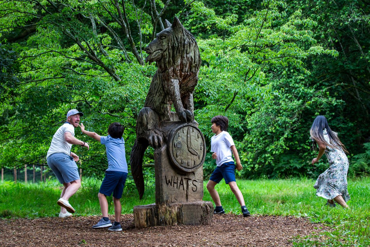 WestonbirtArb's tweet image. This weekend, roam free and lose yourself in a fresh, green escape made for walking, running, and exploring family trails!
Our leafy canopies offer shade, calm & cool, even on the hottest #summer days, so pack a picnic and head over.
Plan your visit 👉 bit.ly/summerroamfree
