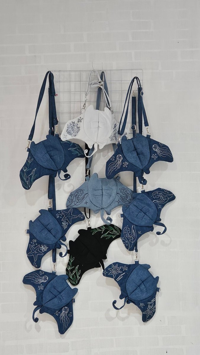Mrsamralime's tweet photo. MANTA IS BACKK

🌊 OPEN PO Batch 3 Manta Bag for Manta Squad! 🐋

🗓 4-15 July 2025

Tas handmade dengan material jeans premium!

🐚 Detail &amp; Order here: https://t.co/9z9GeMPrJJ

Hanya untuk 15 slot! Jangan sampai kehabisan! 💙

🌊 Catch the Wave, Manta Bag is Here! 🌊 https://t.co/joFS56Lkkn