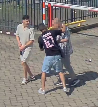 Spreeathen1's tweet photo. Im besten Deutschland aller Zeiten ist es ganz normal, dass Ausländer 85-Jährige niederschlagen und Goldketten rauben – so wie hier in Saarbrücken. https://t.co/1WUmbT1gC0