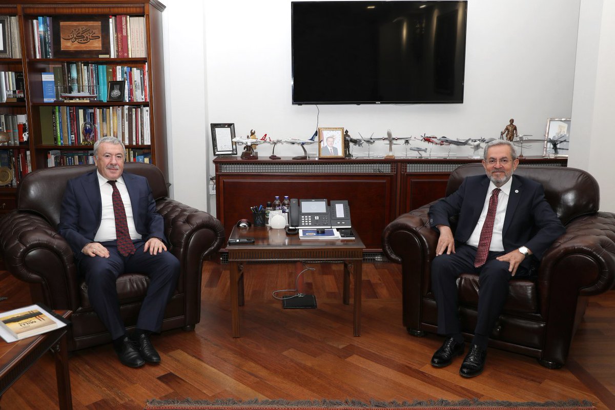 Emniyet Genel Müdür Yardımcısı Sn Doç. Dr. Mustafa Çalışkan'a [<a href="/Dr_Mcaliskan/">Mustafa Çalışkan</a>] ziyaretlerinden dolayı teşekkür ediyorum.