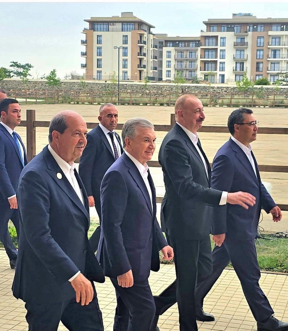 Türk Dünyasında Yeni Denge!

Azerbaycan Cumhurbaşkanı ile KKTC Cumhurbaşkanı’nın buluşması,
Türk Devletleri Teşkilatı’nın etki alanını Doğu Akdeniz’e taşıyan tarihi bir adımdır.