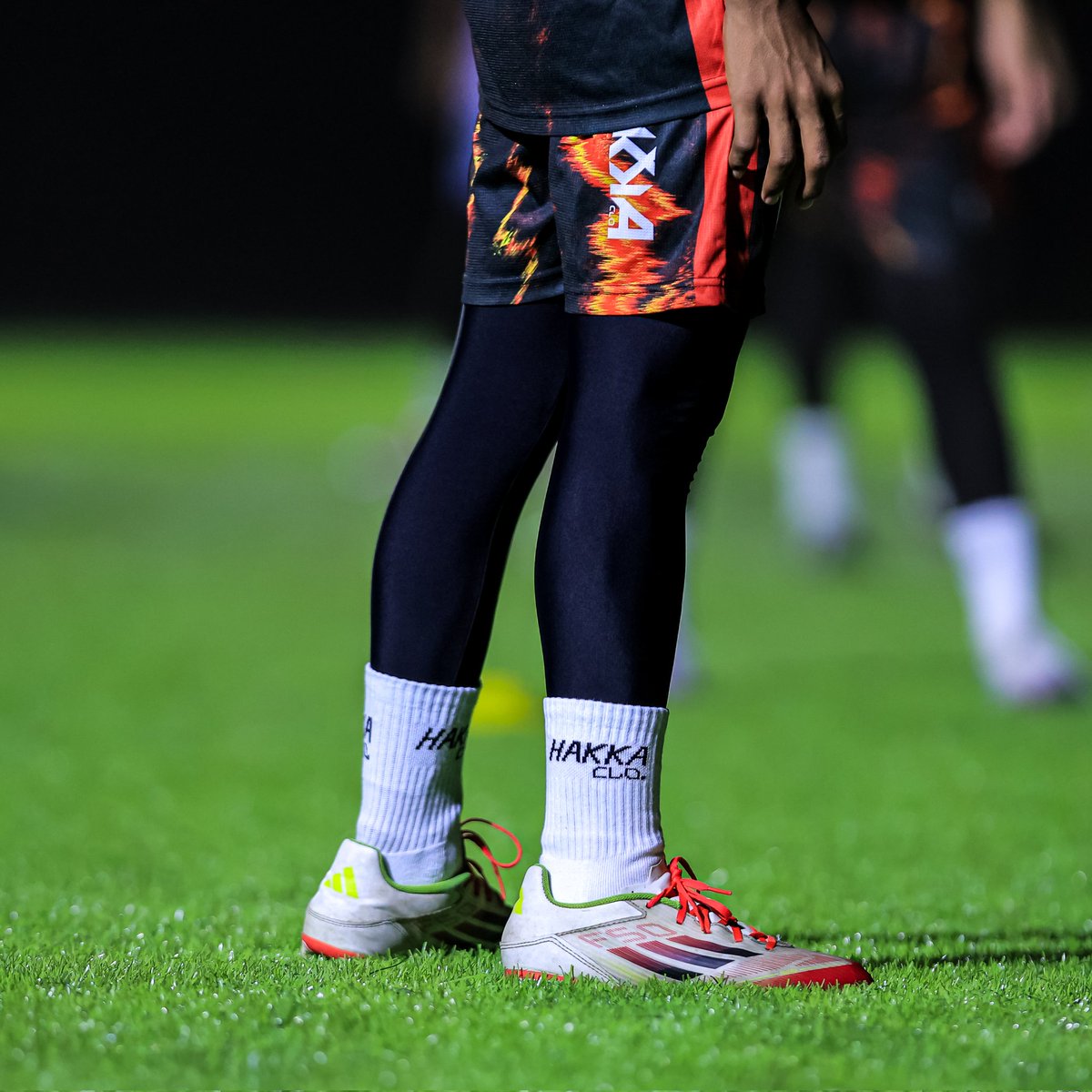 KertehFC's tweet photo. 🖤⚪⚽
Dua jenama. Satu misi.
Setiap langkah kami disokong oleh HakkaClo
Setiap sentuhan bola kami dibentuk oleh SELECT
Gabungan gaya dan kualiti di padang. Untuk pembangunan yang lebih kemas, tepat dan bergaya.
#HakkaClo
#selectball
#TheOilers https://t.co/sYBWB70xCw