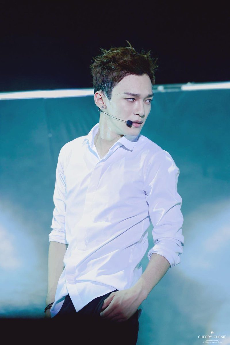 winarakniyeol's tweet photo. KIM JONGDAE YOU ARE SO FINE MY SON https://t.co/e9192YvmaA