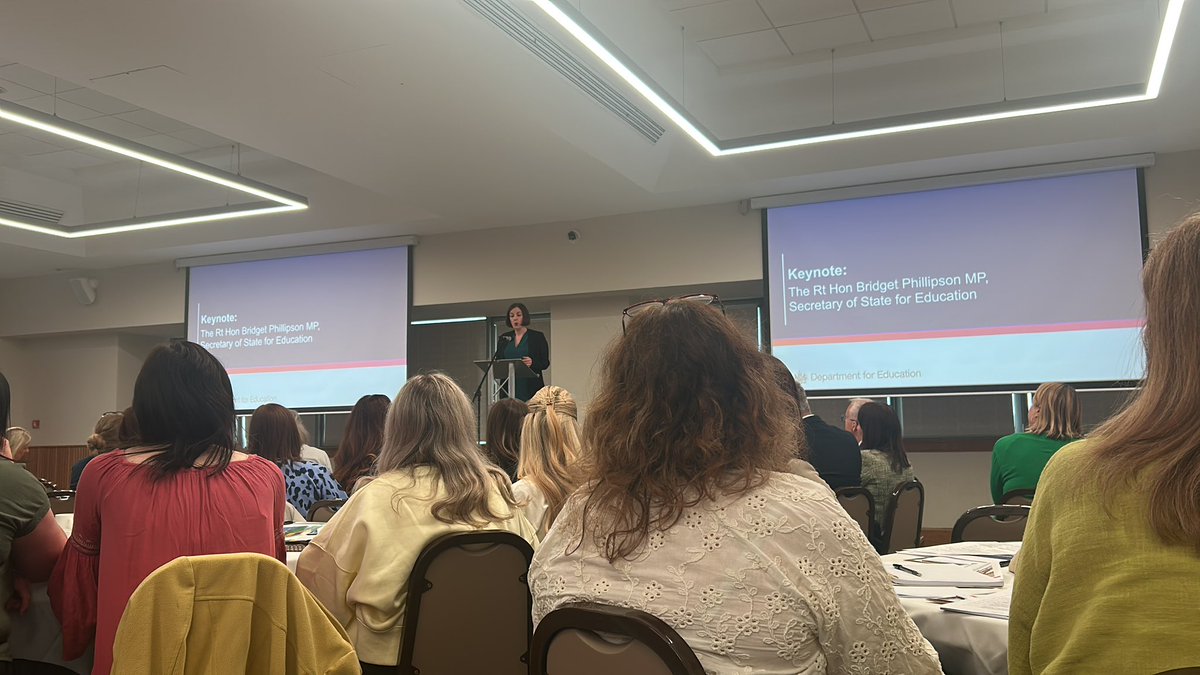 Looking forward to a day of learning today, thinking about how we can make sure our children in Reception make the best possible start 😊 <a href="/educationgovuk/">Department for Education</a>  
#Receptionyearquality #RISEconference
