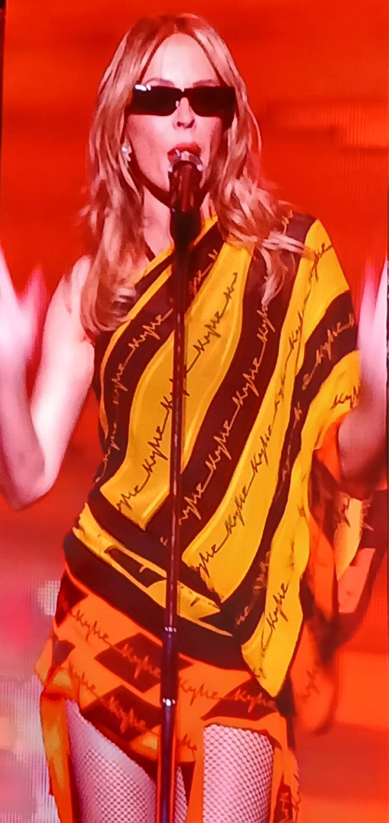 What a show! What an energy! What a star!  Kylie ❤️❤️❤️