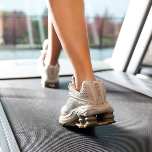 GillianAMichael's tweet photo. Even if you're not injured, a sports podiatrist can help you improve performance, enhance running form, or prevent future injuries through biomechanical assessments and strength advice.

#podiatry #sportspodiatry #londonchiropodist #podiatryclinic https://t.co/QG2bWZLQR2