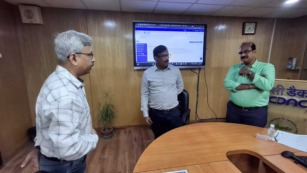 SSOIndia's tweet photo. #ISEACertification
🌐 What's brewing in Kolkata?
A new league of Cyber Warriors just got certified! 🛡️
Dr. ChA S Murty honoured ISEA Ambassadors with the Cyber Ambassador Certification — are you ready to be the next digital defender?
#CyberAmbassador #ISEAIndia #KolkataChapter #DigitalDefenders #CyberSafetyMission #InfoSecChampions #CyberAwareIndia #StaySafeOnline
@GoI_MeitY @_DigitalIndia @mygovindia
@SecretaryMEITY @IndianCERT @NICMeity
@abhish18 @AshwiniVaishnaw @Cyberdost
@DrChasM @cdacindia @NIELITIndia
@GoI_STQC @ERNET_India @sanjaykrvyas