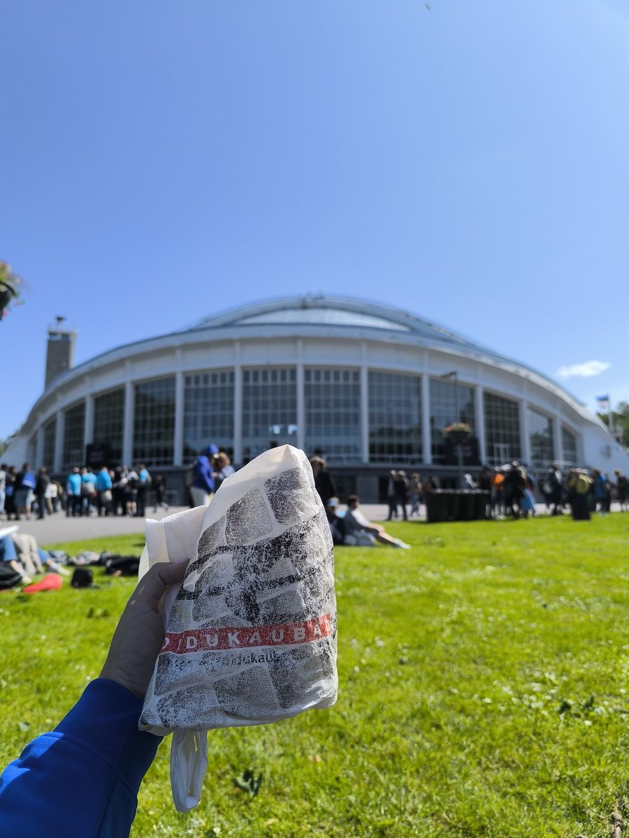 Kohal! #grossikott läheb tegelikult kohe teist korda lavale, täna on lihtsalt parem pildistada