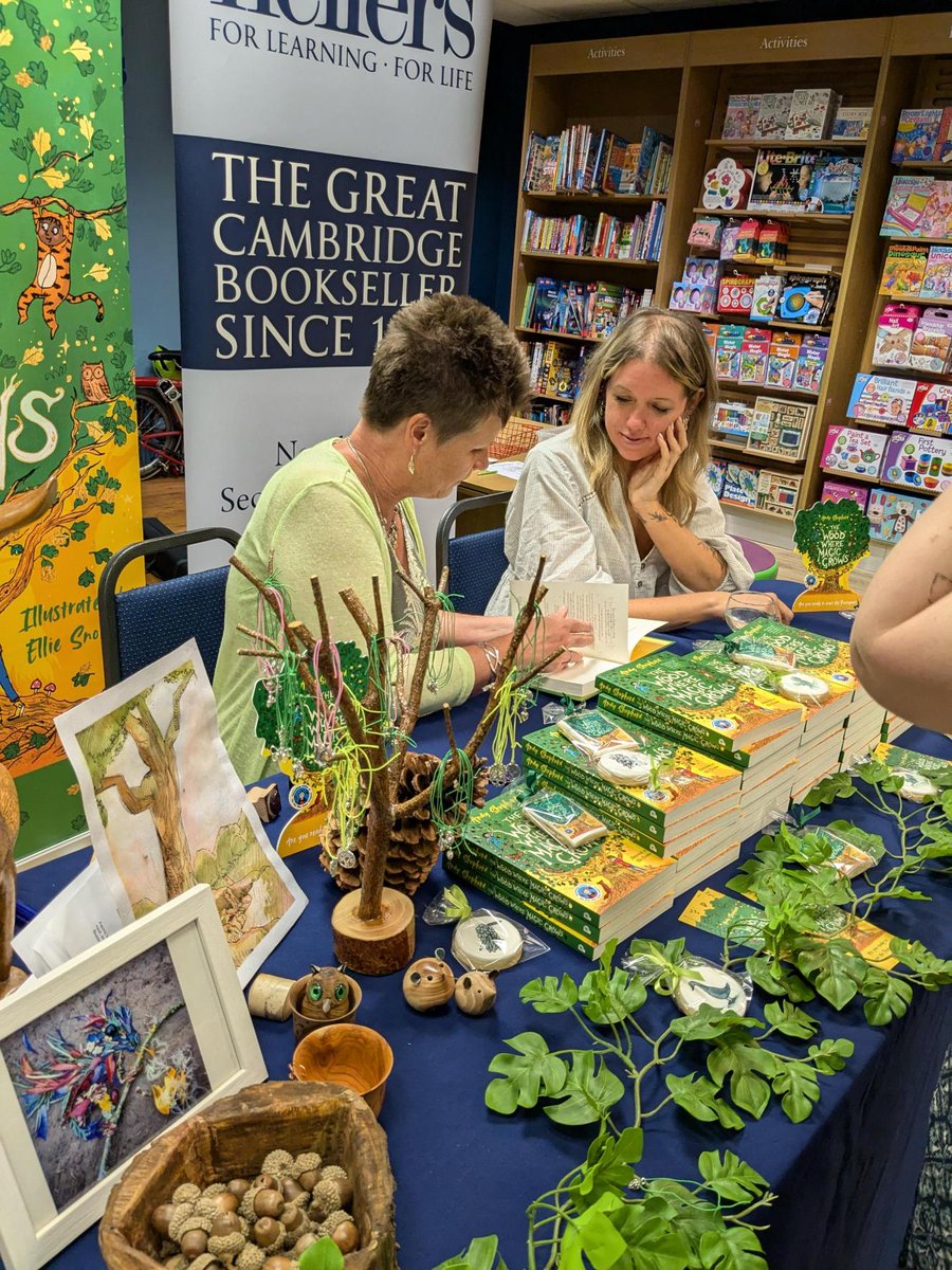 piccadillypress's tweet image. Last night we had a magical evening celebrating the publication of The Wood Where Magic Grows ✨
Stepping through Ellie Snowdon's gorgeous painted door into @heffersbookshop, we were treated to biscuits, speeches and dandelion drinks!🌼 Congratulations @andyjshepherd and Ellie!🌳