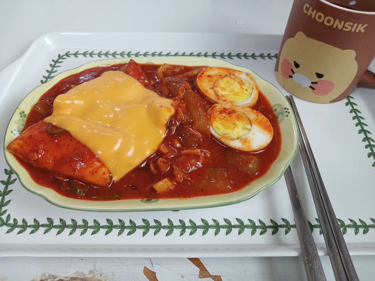 오늘은 직접만든 라이스페이퍼떡볶이