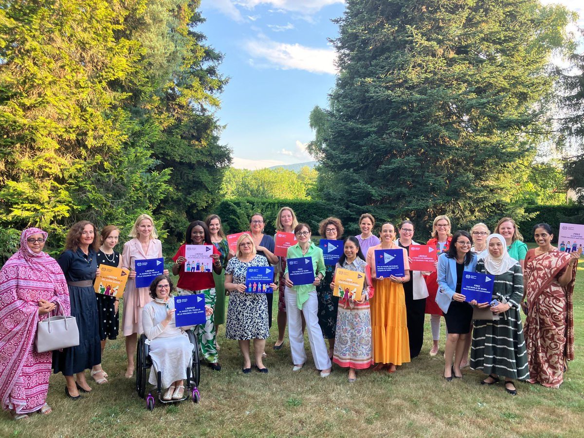 Austria UN Geneva (@austriaungeneva) on Twitter photo True pleasure to co-host with <a href="/ChileONUGinebra/">Chile 🇨🇱 en Ginebra</a> an event at the 🇦🇹 residence to celebrate the 50th ratification of Convention 190. Special thanks to ADG Manuela Tomei @ILO for her presentation of this key instrument to end violence & harassment in the world of work!
#RatifiyC190 True pleasure to co-host with <a href="/ChileONUGinebra/">Chile 🇨🇱 en Ginebra</a> an event at the 🇦🇹 residence to celebrate the 50th ratification of Convention 190. Special thanks to ADG Manuela Tomei @ILO for her presentation of this key instrument to end violence & harassment in the world of work!
#RatifiyC190