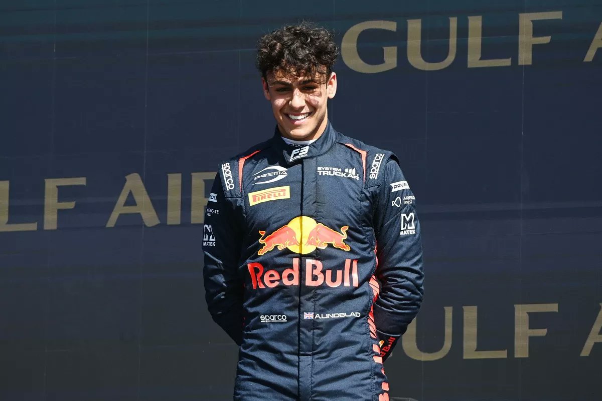 RGSGuildford's tweet image. Arvid Lindblad, a former student of RGS Prep and RGS Guildford, is set to make his Formula 1 debut in FP1 at the British Grand Prix – read more here: rgsg.co.uk/2025/07/04/for…

#RGSPrep #RGSGuildford #RGSOG #IndependentEducation