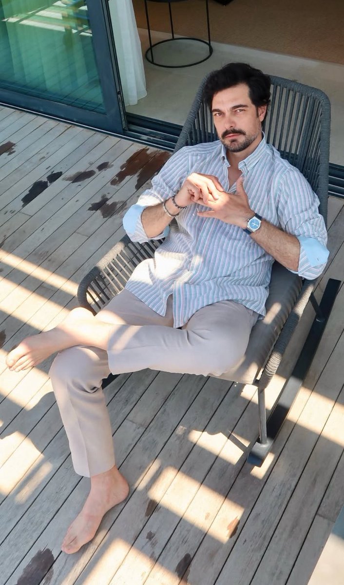 sen saf bir ruha sahip asil bir adamsın

rt20

HalilİbrahimCeyhan #HalilİbrahimCeyhan