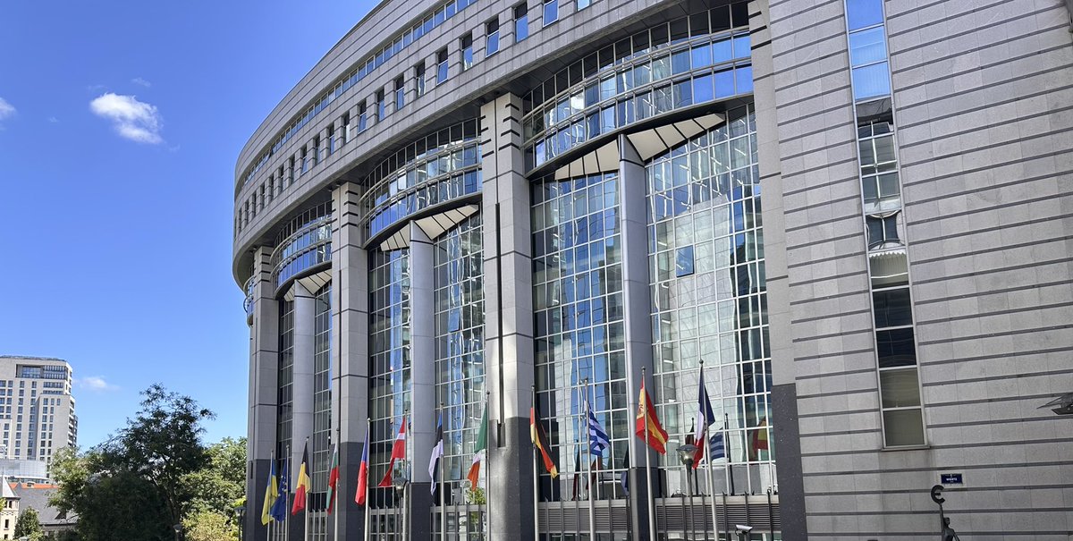 European Association of Hospital Pharmacists (@eahpofficial) on Twitter photo 🇪🇺 Yesterday at the <a href="/Europarl_EN/">European Parliament</a> Parliament, EAHP met with <a href="/AndrasKulja/">András Kulja MEP</a>, Hungarian Member of the European Parliament, to discuss the healthcare workforce and the current challenges faced by hospital pharmacists
#European #EuropeanParliament #Healthcare #Hospital #Pharmacist 🇪🇺 Yesterday at the <a href="/Europarl_EN/">European Parliament</a> Parliament, EAHP met with <a href="/AndrasKulja/">András Kulja MEP</a>, Hungarian Member of the European Parliament, to discuss the healthcare workforce and the current challenges faced by hospital pharmacists
#European #EuropeanParliament #Healthcare #Hospital #Pharmacist
