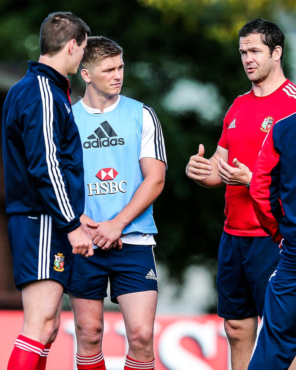 SixNationsRugby's tweet image. Andy Farrell with Johnny Sexton and Owen Farrell in Australia in 2013 ๐ฆ