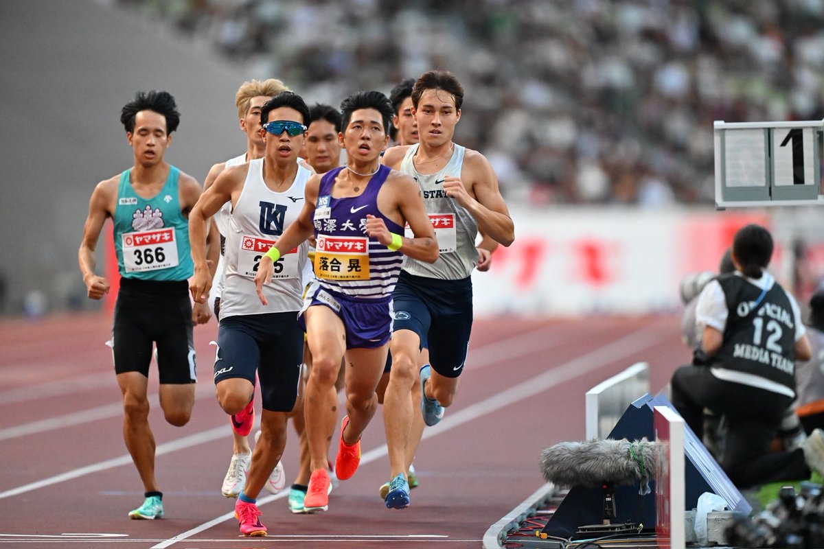 #日本選手権
男子800m予選（各組2着+2）
1組
落合晃（駒大）1.47.13
クレイ・アーロン竜波（ペンシルベニア州立大）1.47.37