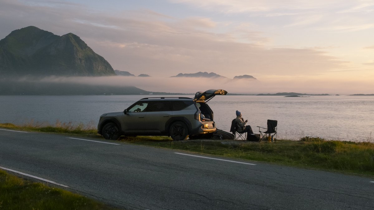 No tent. No plans.
Just the EV9, some blankets, and you’re set.

(IG): timlatte

#Kia #MyKia #EV9 #MovementThatInspires