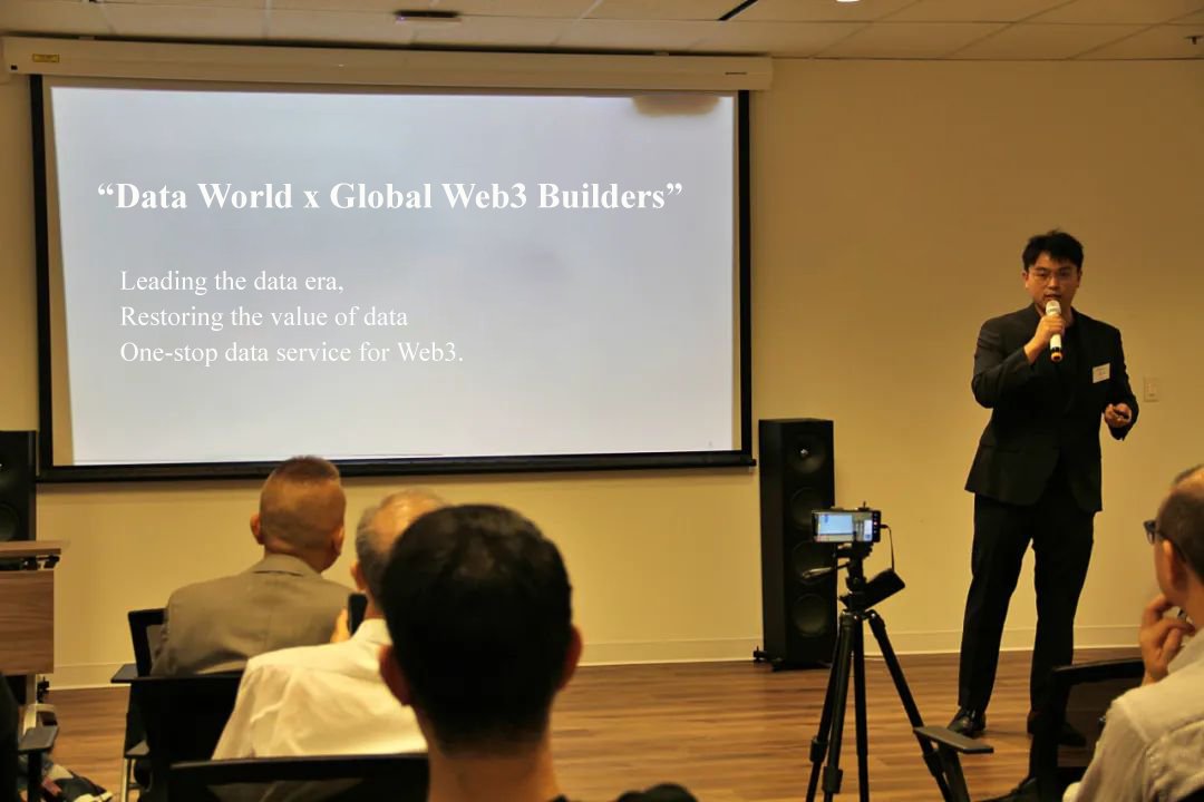 Data_World_'s tweet photo. 🇯🇵 When the community speaks, the world listens.

✨During our Japan stop, local builders shared their vision of #DataWorld with fellow #Web3 enthusiasts.

🔊This is what the tour is about — global voices, real builders, one shared vision. 🌐

🙏Thank you,builders!

#BuilderVoice https://t.co/HeVWao0YCO