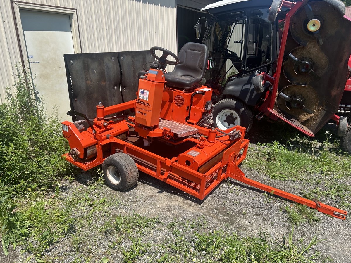 For sale: 2019 Salsco greens roller Hp11-111: 2019 Salsco HP11-111 roller . This unit has been cleaned up new hydraulic filter and battery. The Salsco HP11-III greens roller features a 13 HP Honda electric start engine, a 60-inch rolling swath, and a… dlvr.it/TLkRH8