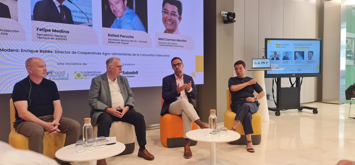 <a href="/CoopsAgroCV/">Cooperatives Agro-alimentàries CV</a> <a href="/GVAivia/">IVIA</a> <a href="/Bouquet_es/">Anecoop Bouquet</a> <a href="/Agrifoodcom/">Agrifood Comunicación</a> <a href="/BancoSabadell/">Banco Sabadell</a> <a href="/CoopsAgroES/">Cooperativas Agro-alimentarias de España</a> Toni Vicent <a href="/GVAivia/">IVIA</a> señala que las cooperativas tienen un gran papel en la sostenibilidad medioambiental. Hay que buscar soluciones colectivas contra las plagas para que no se desarrollen y pasen de un campo a otro.
#SYNPTNC <a href="/BancoSabadell/">Banco Sabadell</a> <a href="/Agrifoodcom/">Agrifood Comunicación</a> <a href="/CoopsAgroES/">Cooperativas Agro-alimentarias de España</a>