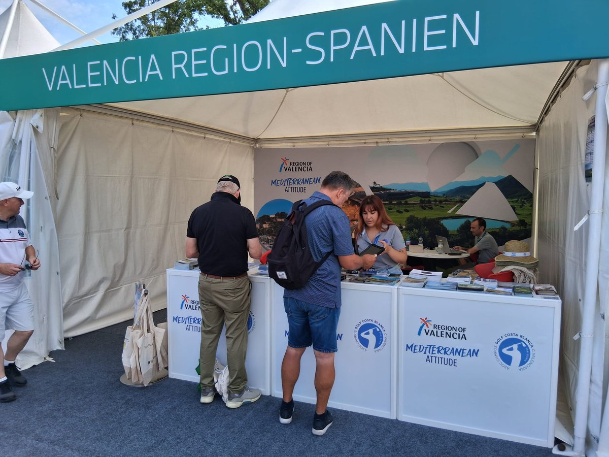 GVA Turisme (@gvaturisme) on Twitter photo ⛳Fins diumenge estem a Alemanya promocionant la <a href="/c_valenciana/">Comunitat Valenciana</a> com a destinació de turisme de golf.
🏌️Assistim al BMW International Open, a prop de Múnich, per on passaran 55.000 visitants amants d'este esport. ⛳Fins diumenge estem a Alemanya promocionant la <a href="/c_valenciana/">Comunitat Valenciana</a> com a destinació de turisme de golf.
🏌️Assistim al BMW International Open, a prop de Múnich, per on passaran 55.000 visitants amants d'este esport.