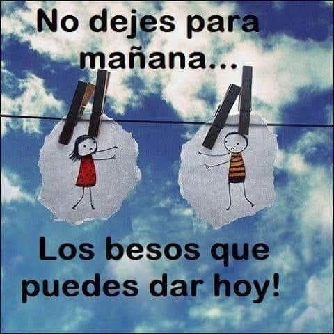 "La gente que te sonríe
cuando hace contacto
visual contigo es un
tesoro de la humanidad."