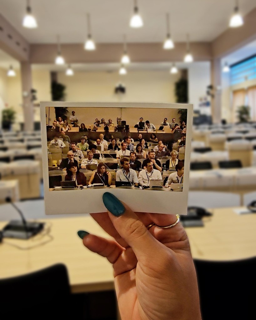 ATLASexperiment's tweet image. 13 years later… still a picture-perfect moment! 📸
On 4 July 2012, ATLAS and @CMSexperiment announced the discovery of the #Higgsboson at @CERN. Today, we revisit the spots that witnessed history, because some stories are worth reliving.
🔗 Learn more: atlas.cern/Discover/Physi…