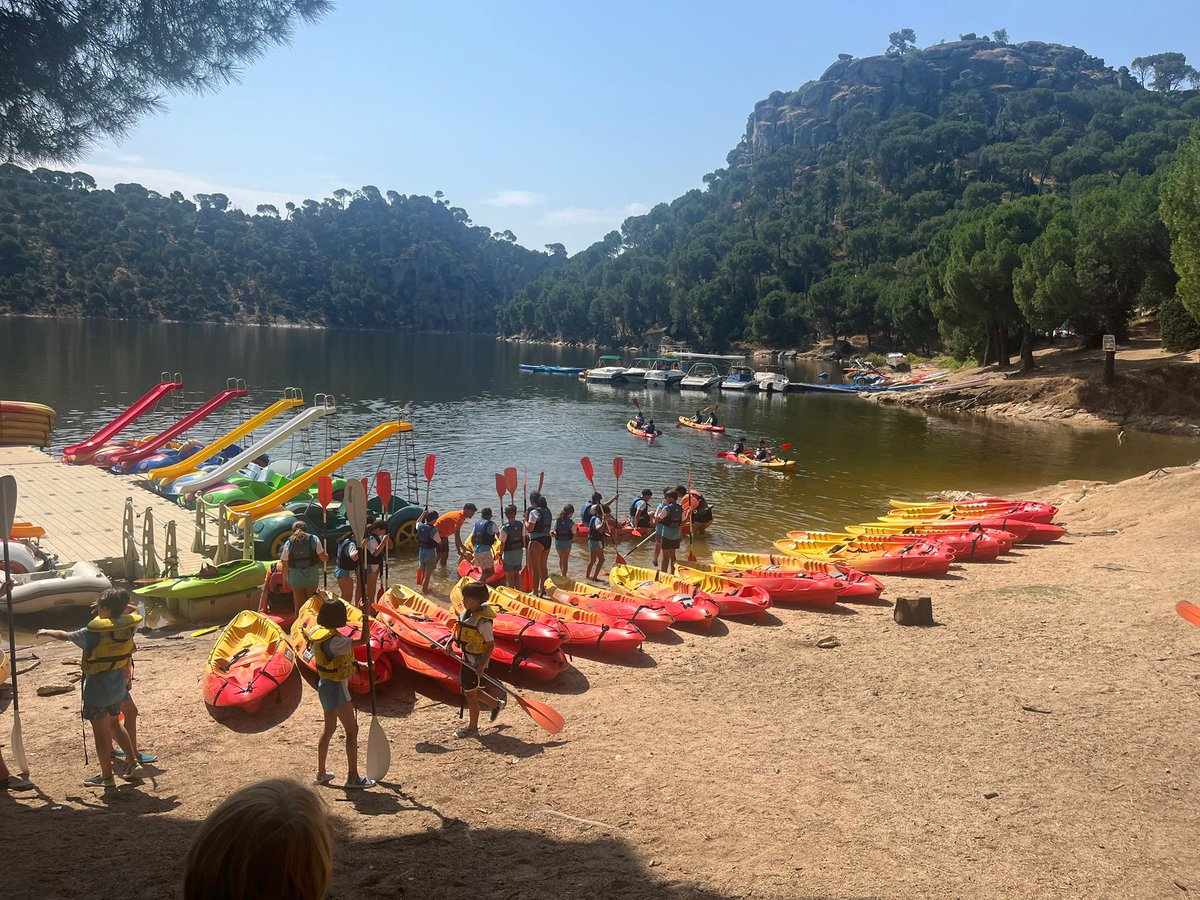 A.E.Empresa Familiar (@aeefext) on Twitter photo 📷 ¡Una experiencia inolvidable en el III Campamento Junior de Empresa Familiar! 📷
Durante 10 días (del 27 de junio al 6 de julio), una treintena de niños de cinco asociaciones territoriales, incluyendo la nuestra. +info: linkedin.com/feed/update/ur… 📷 ¡Una experiencia inolvidable en el III Campamento Junior de Empresa Familiar! 📷
Durante 10 días (del 27 de junio al 6 de julio), una treintena de niños de cinco asociaciones territoriales, incluyendo la nuestra. +info: linkedin.com/feed/update/ur…