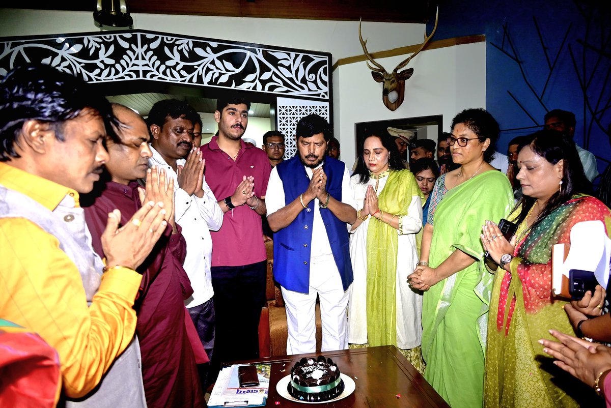 RamdasAthawale's tweet image. I had the honour of attending the 7th birthday celebration of the adopted leopard at Sanjay Gandhi National Park, Mumbai.
Let us strengthen our commitment to wildlife conservation and environmental harmony.
#WildlifeProtection #RamdasAthawale #RPI #SGNP