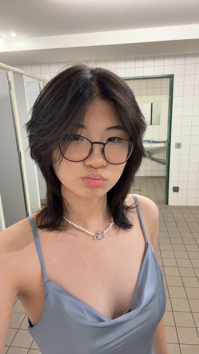 Nuyo🦈 tweet media