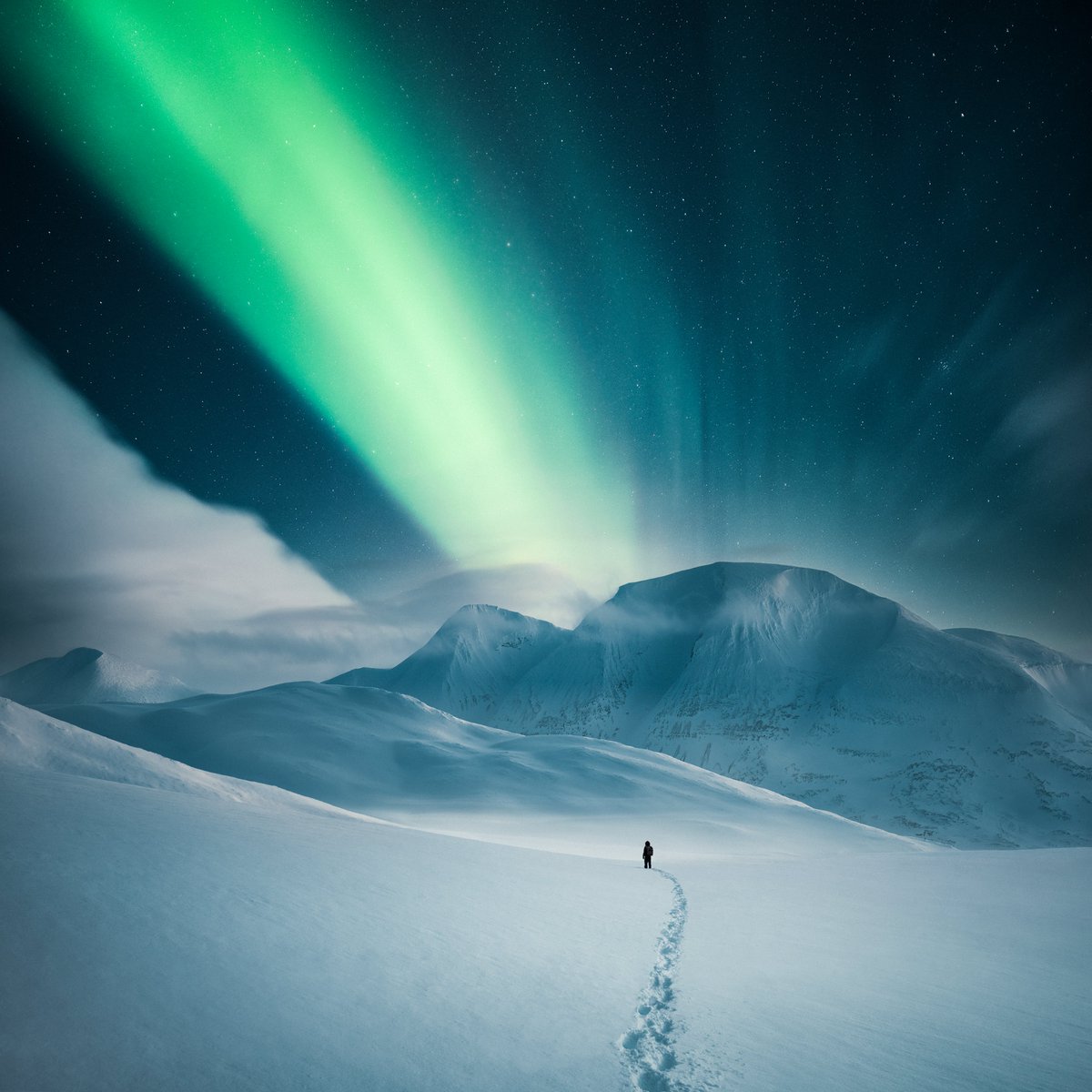 "Infinite" by <a href="/MikkoLagerstedt/">Mikko</a> 

Mikko is one of my favourite photographers, if not the one.

His work is so delicate, from tones to composition, his body of work deeply inspires me.

Being able to add this masterpiece to my collection is HUGE for me 🤩